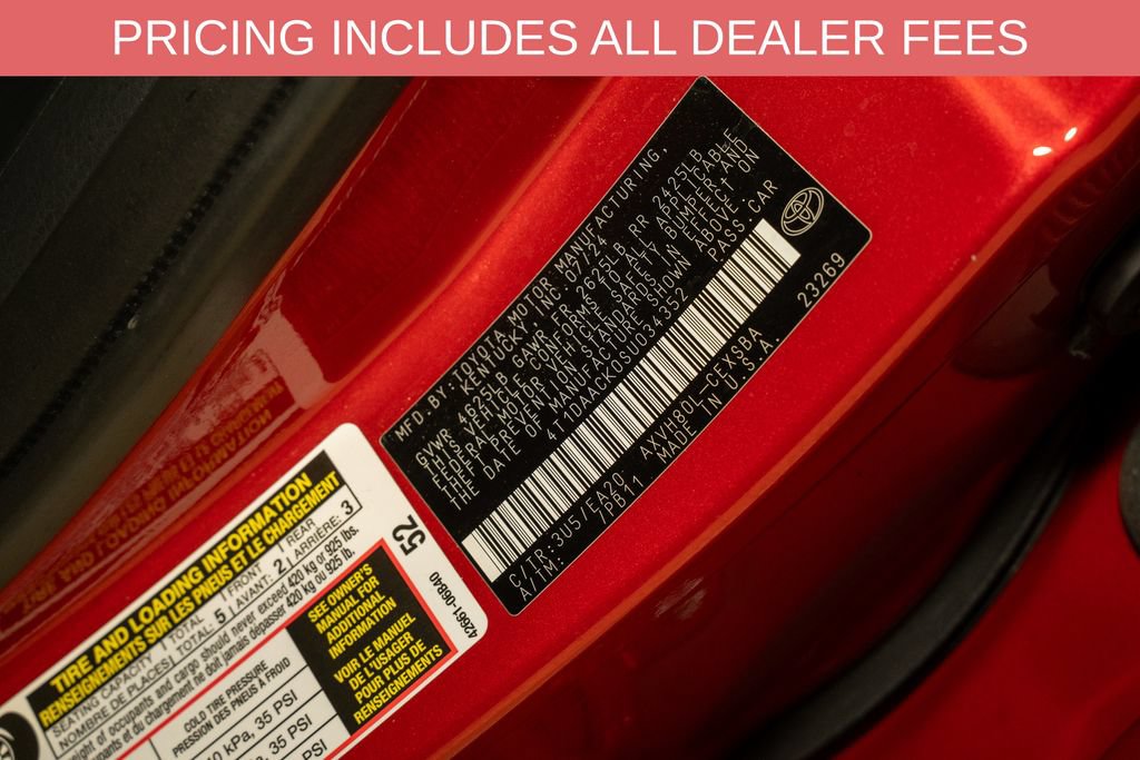 Used 2025 Toyota Camry SE FWD image 19