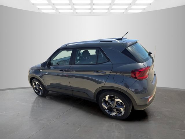 Used 2025 Hyundai Venue SEL FWD image 8
