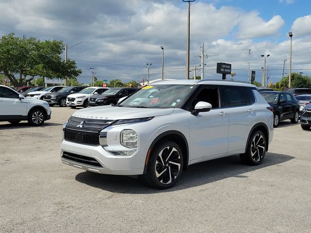 Used 2023 Mitsubishi Outlander SEL 40th Anniversary AWD/4WD image 2