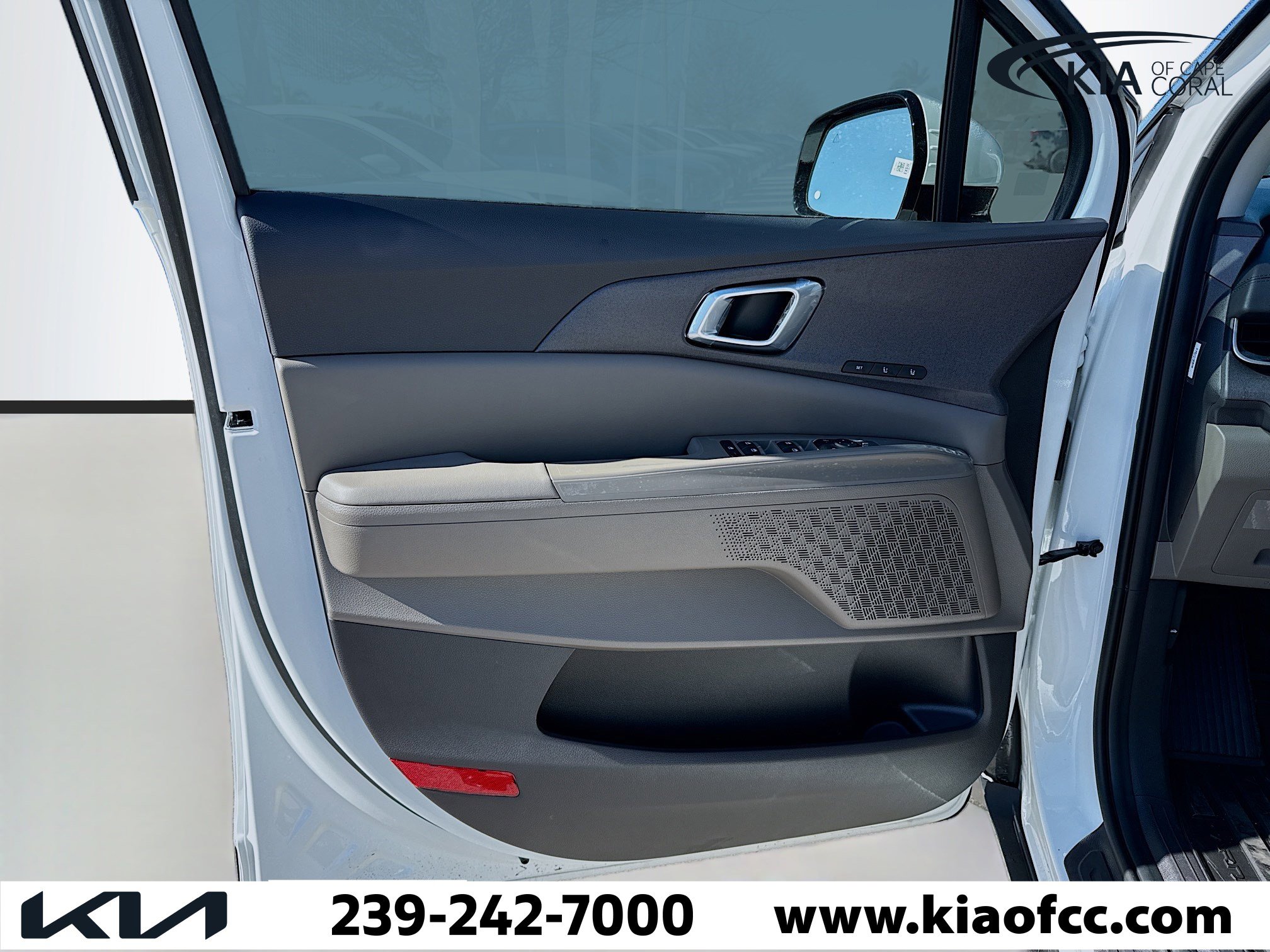 New 2026 Kia Carnival SX image 23