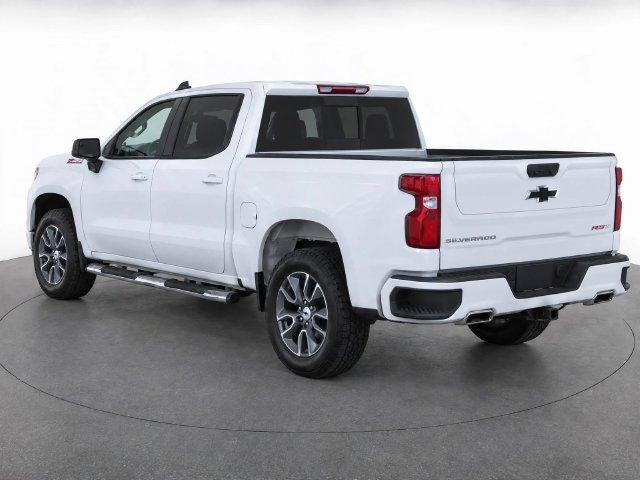 Used 2024 Chevrolet Silverado 1500 RST w/ Convenience Package II AWD/4WD image 4