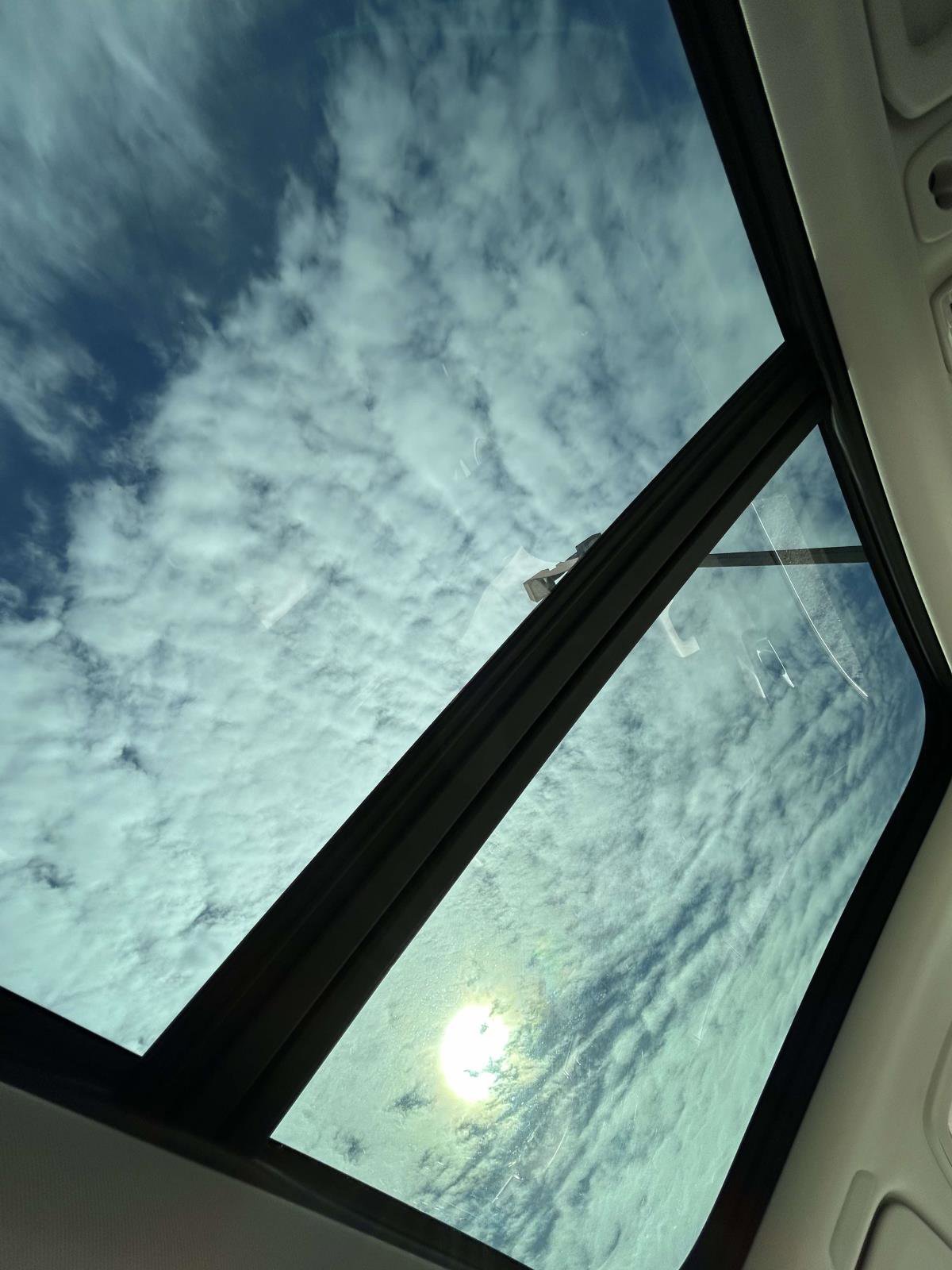 Certified 2023 Volvo XC60 B5 Core image 12