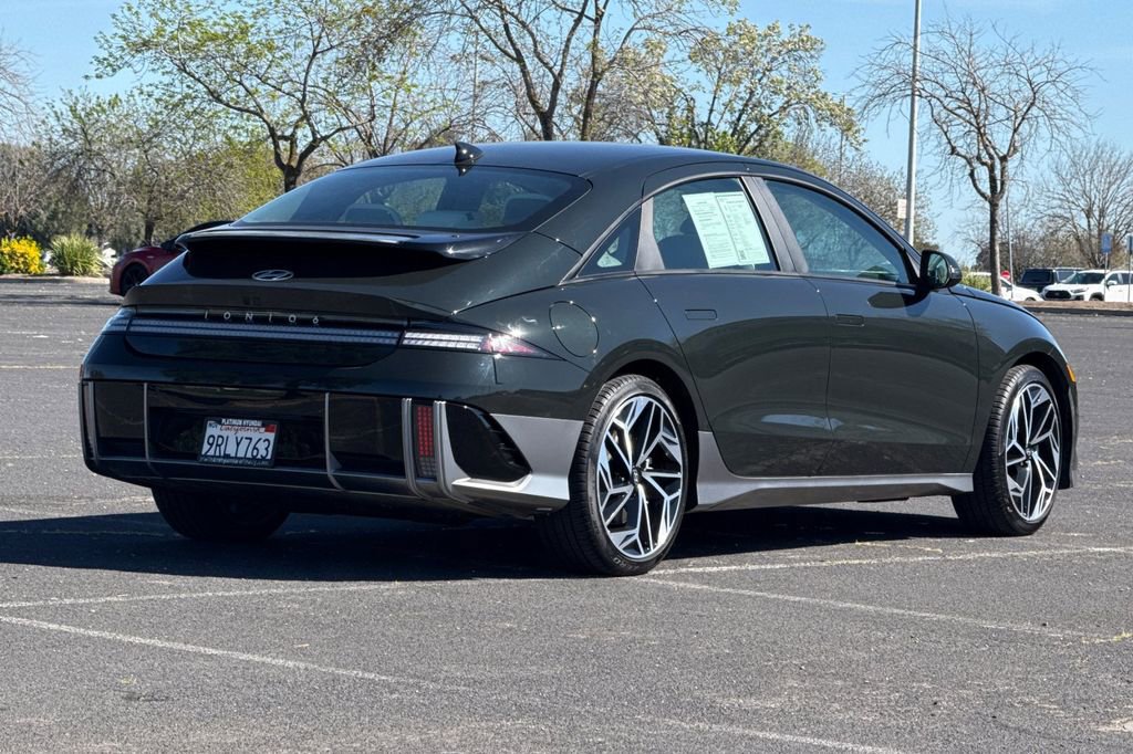 Used 2023 Hyundai Ioniq 6 SEL image 4
