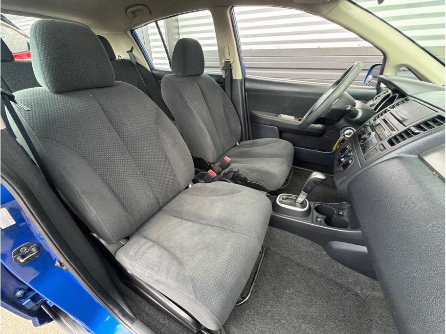 Used 2011 Nissan Versa 1.8 S w/ PWR Plus Pkg FWD image 4