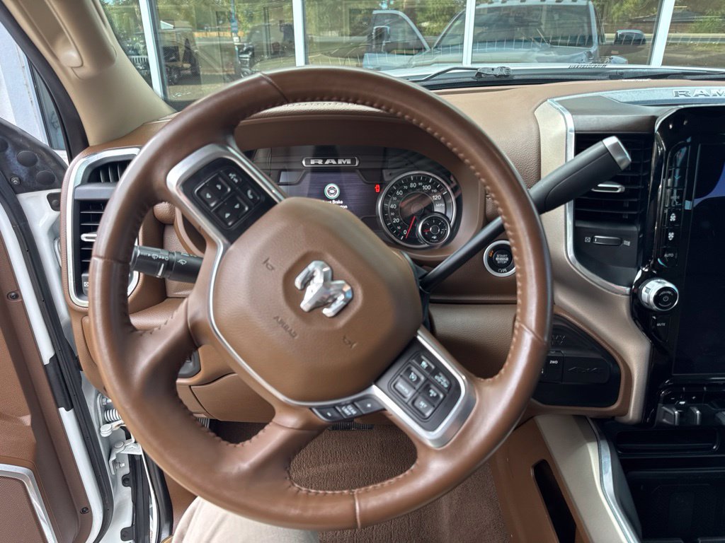 Used 2022 RAM 3500 Laramie AWD/4WD image 10