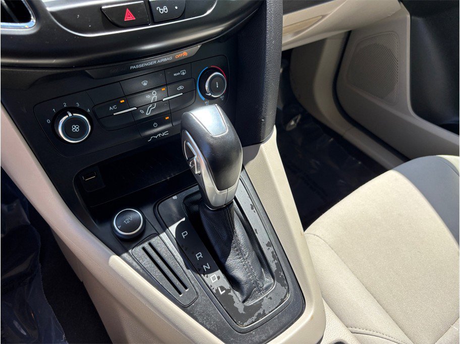 Used 2016 Ford Focus SE image 26
