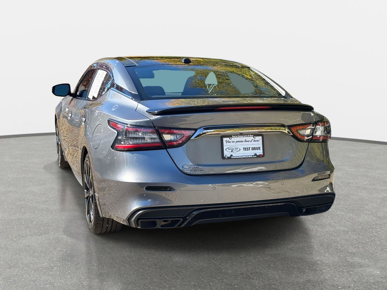 Used 2019 Nissan Maxima SR w/ Premium Package image 7