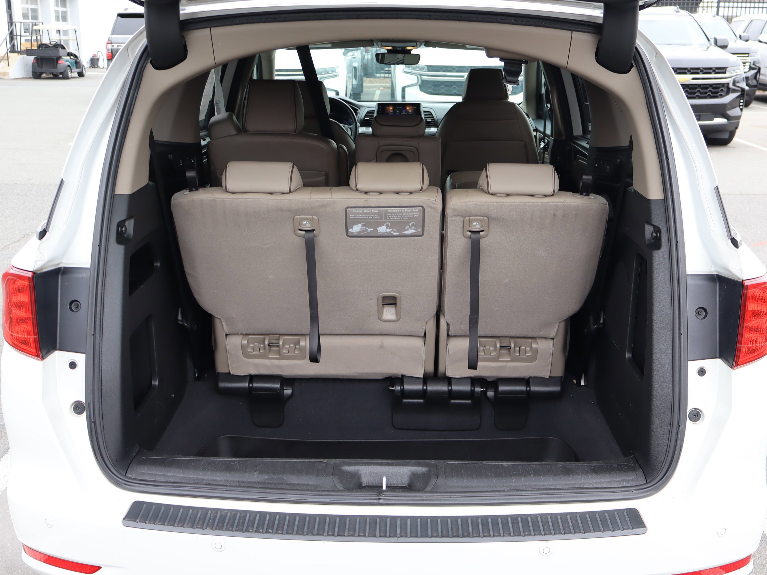 Used 2022 Honda Odyssey Elite image 33