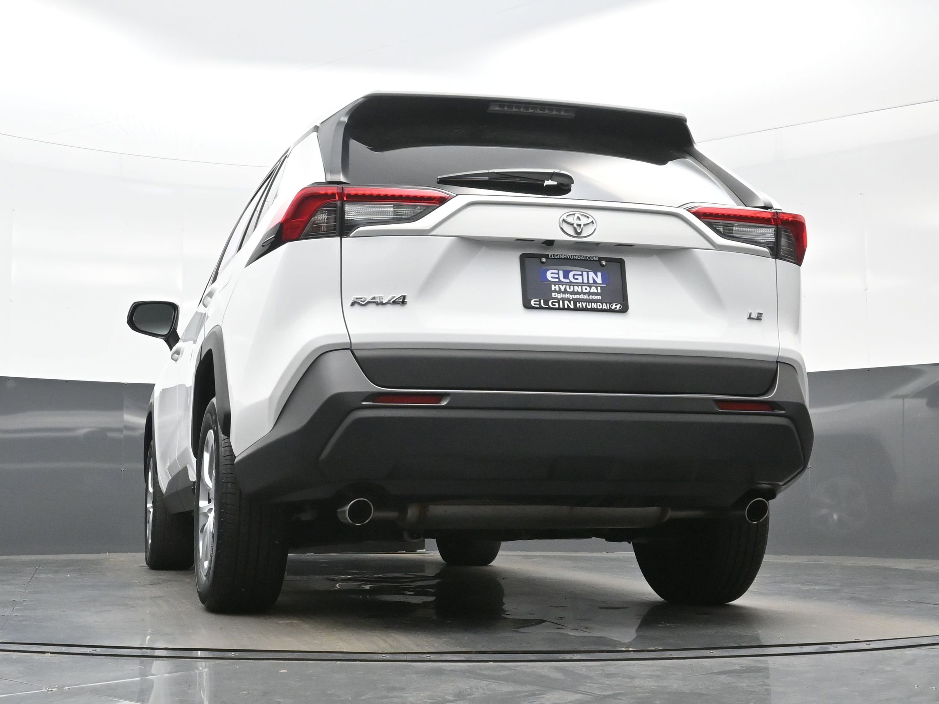Used 2020 Toyota RAV4 LE w/ All Weather Liner Package FWD image 26
