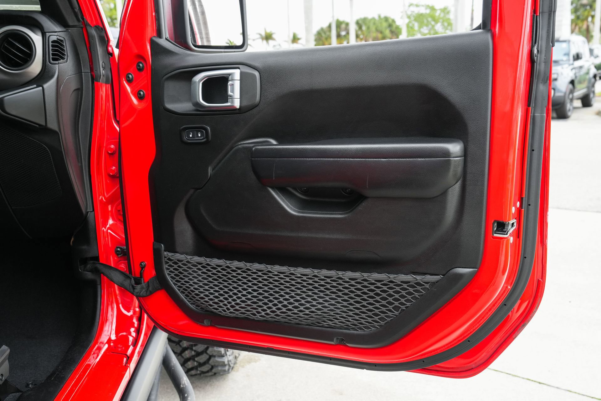 Used 2021 Jeep Wrangler Willys image 37