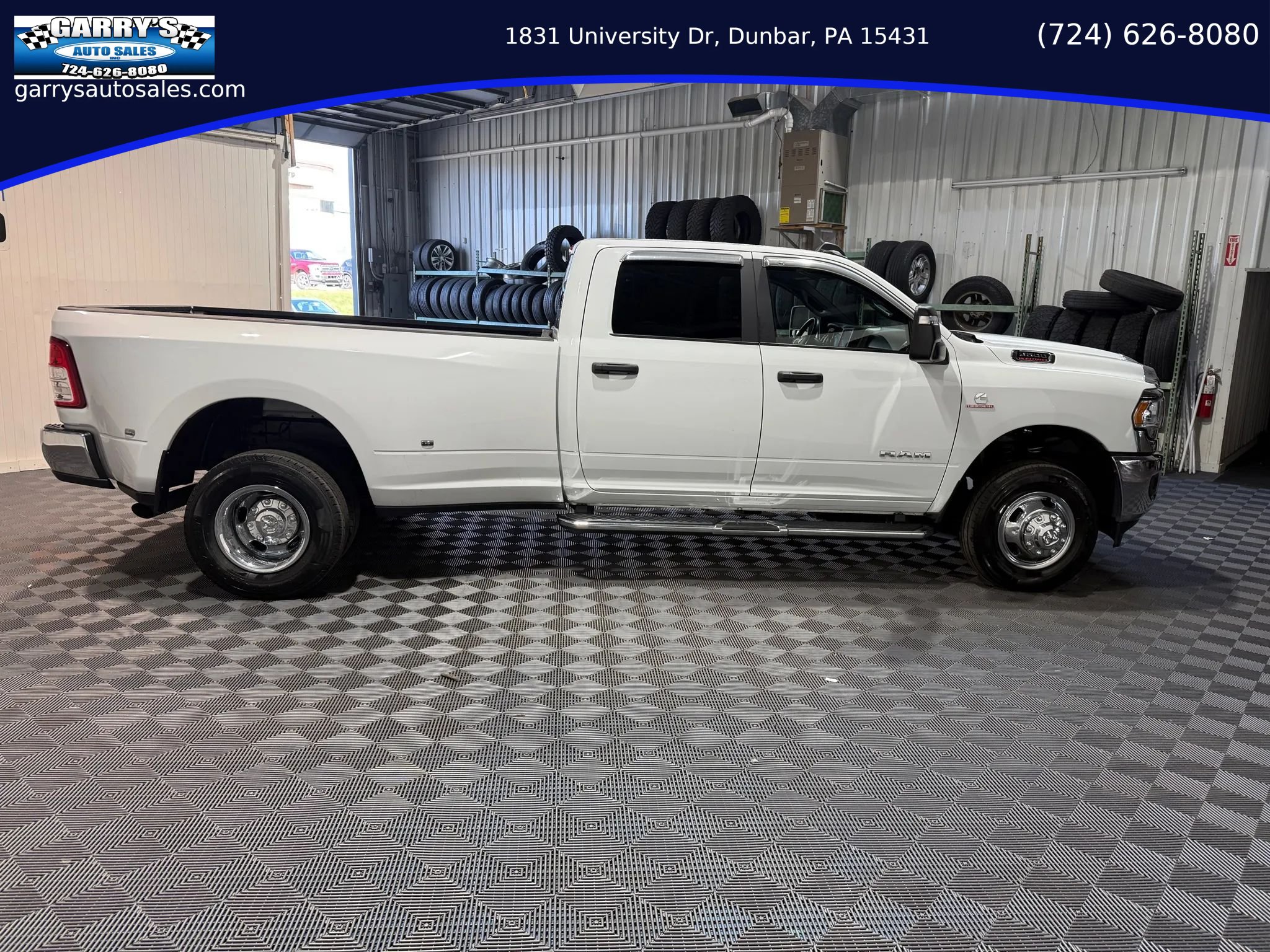 Used 2024 RAM 3500 Big Horn AWD/4WD image 4