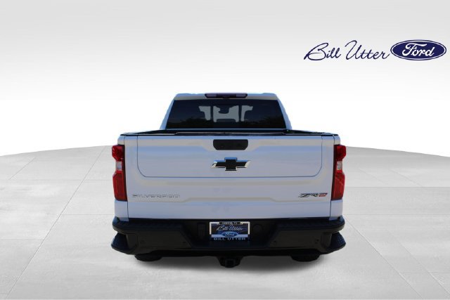 Used 2024 Chevrolet Silverado 1500 ZR2 w/ Technology Package AWD/4WD image 6