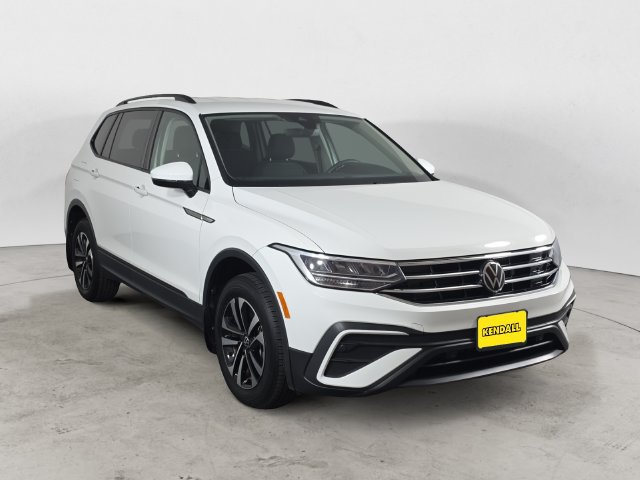 Used 2022 Volkswagen Tiguan S w/ IQ.Drive Package AWD/4WD image 3