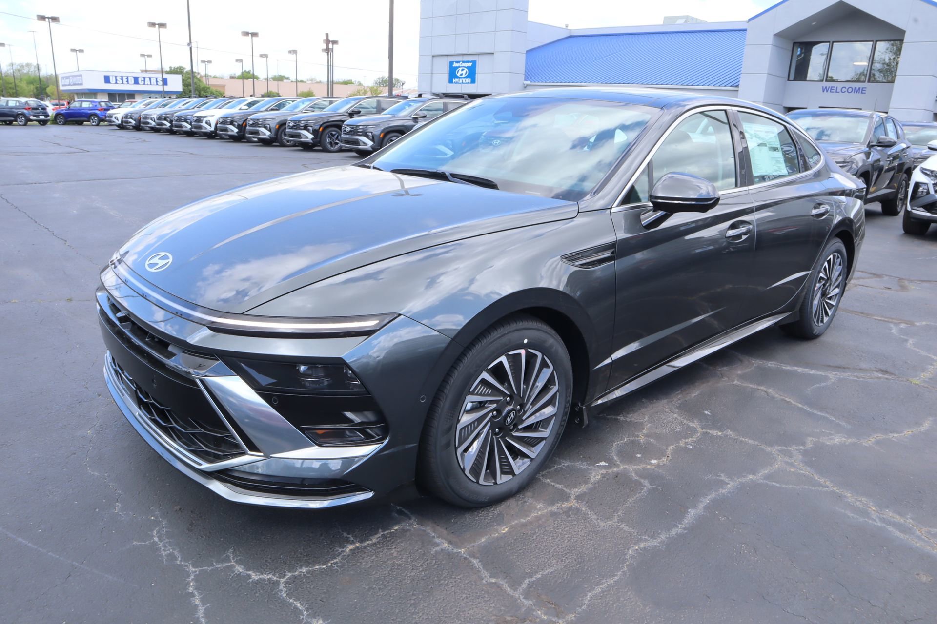 New 2026 Hyundai Sonata Limited image 11