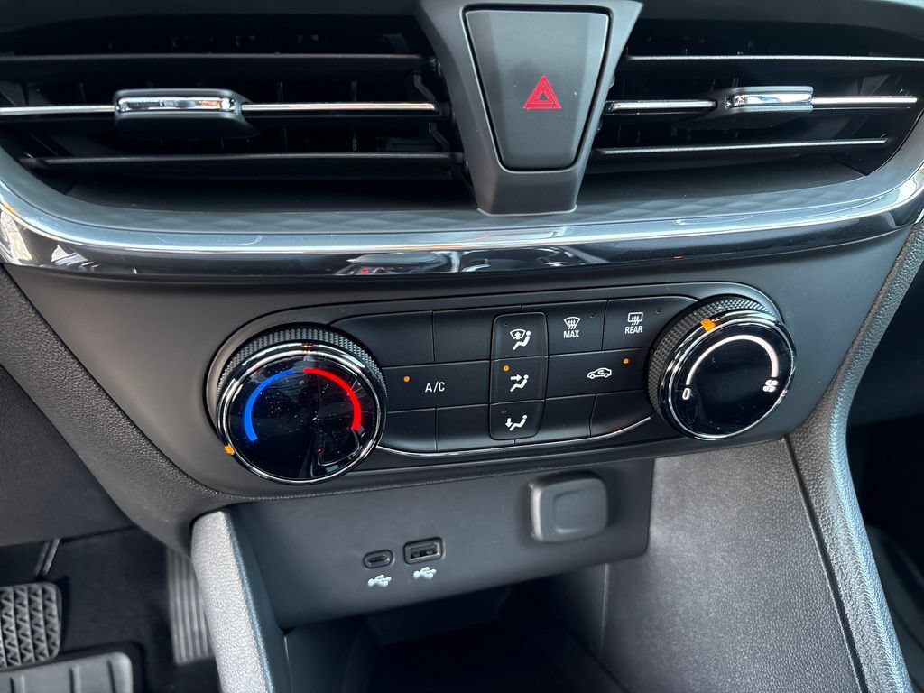 New 2026 Buick Encore GX Preferred FWD image 18