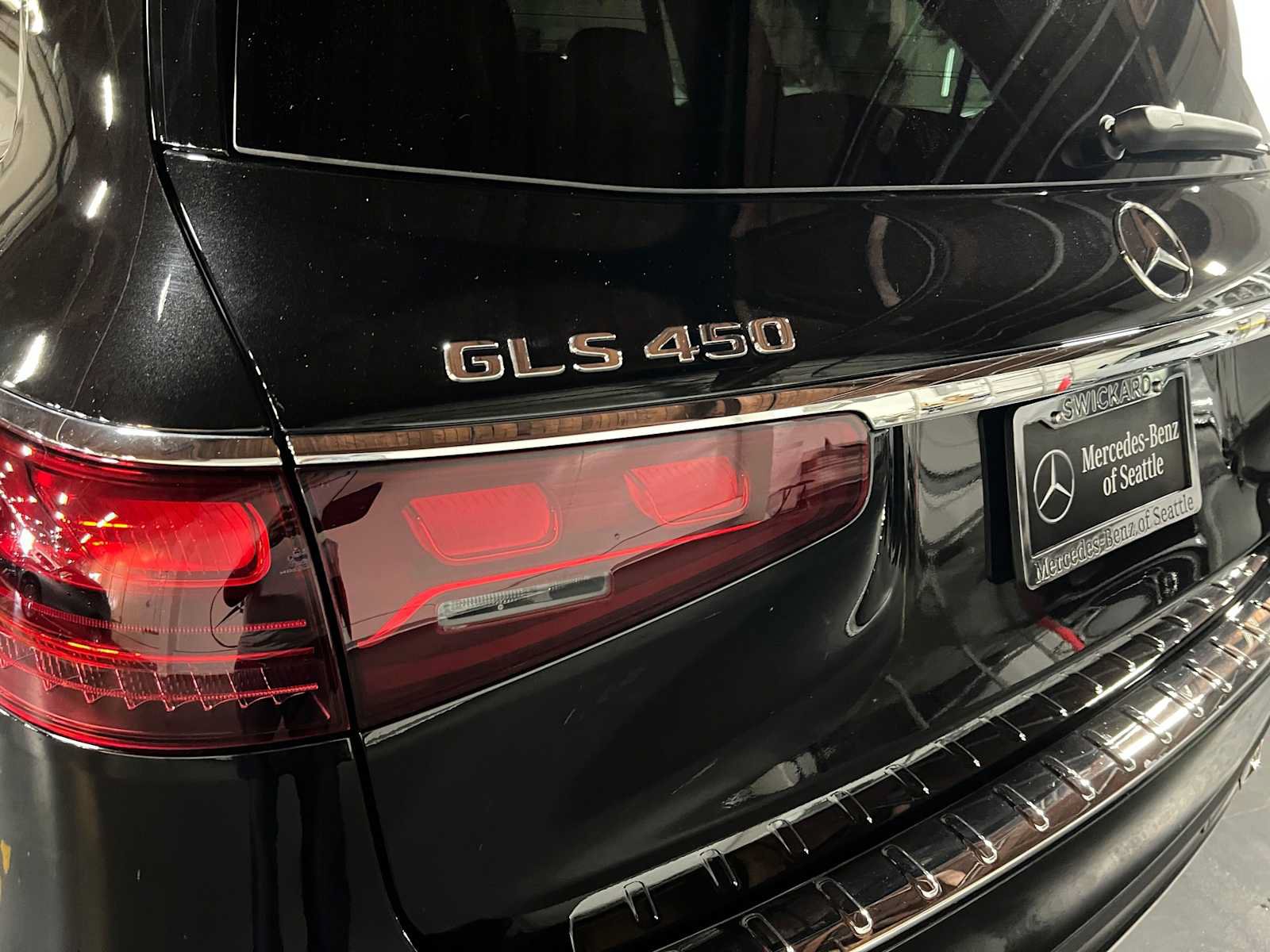 New 2026 Mercedes-Benz GLS 450 4MATIC image 14