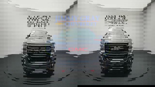 Used 2023 GMC Yukon XL AT4 w/ AT4 Premium Package image 8