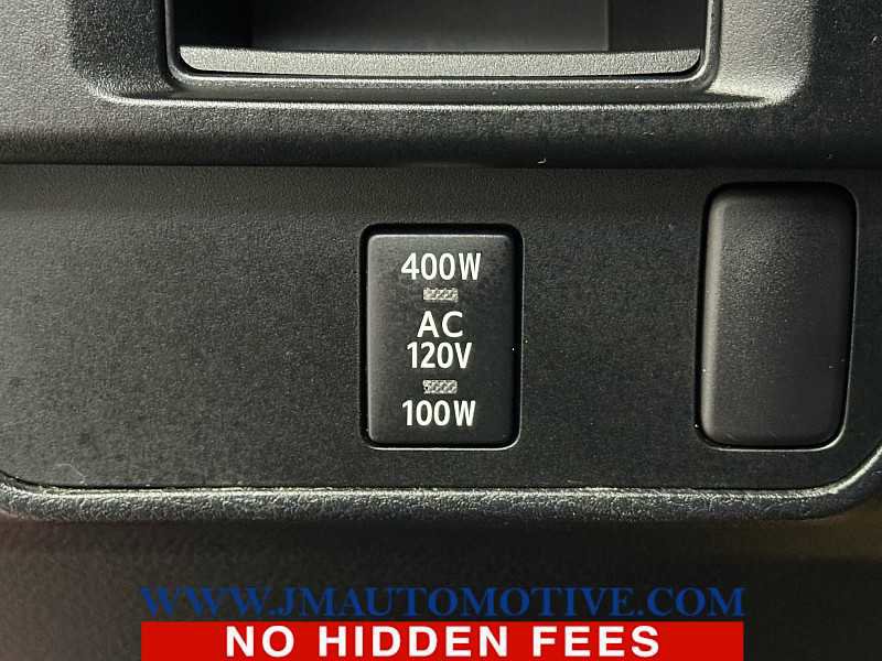 Used 2016 Toyota Tacoma TRD Sport image 33