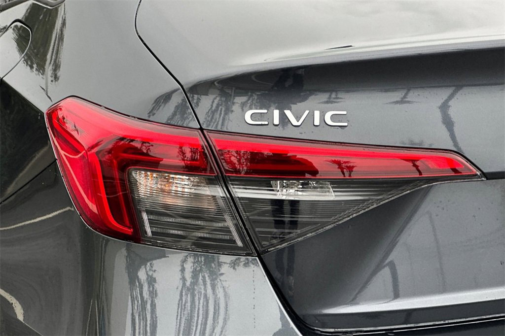 Certified 2023 Honda Civic EX image 30