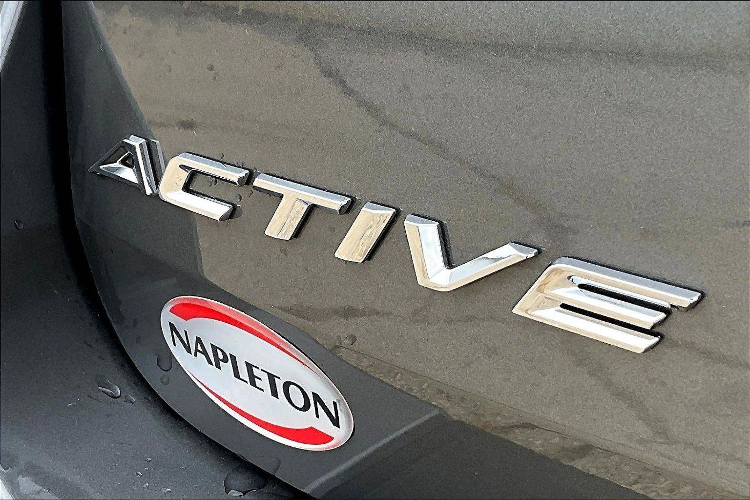 New 2026 Ford Explorer Active w/ Active Comfort Package image 9