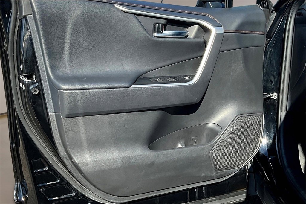 Used 2024 Toyota RAV4 Adventure image 18