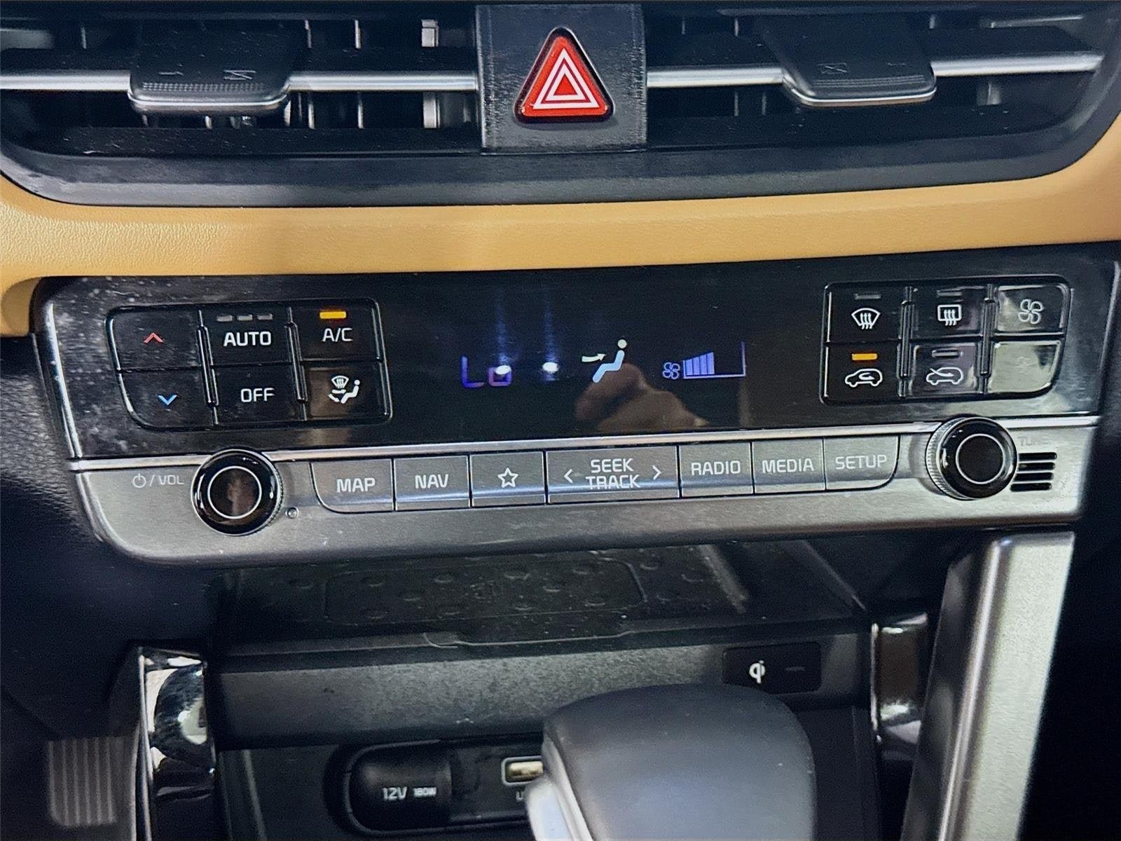 Certified 2024 Kia Seltos SX AWD/4WD image 17
