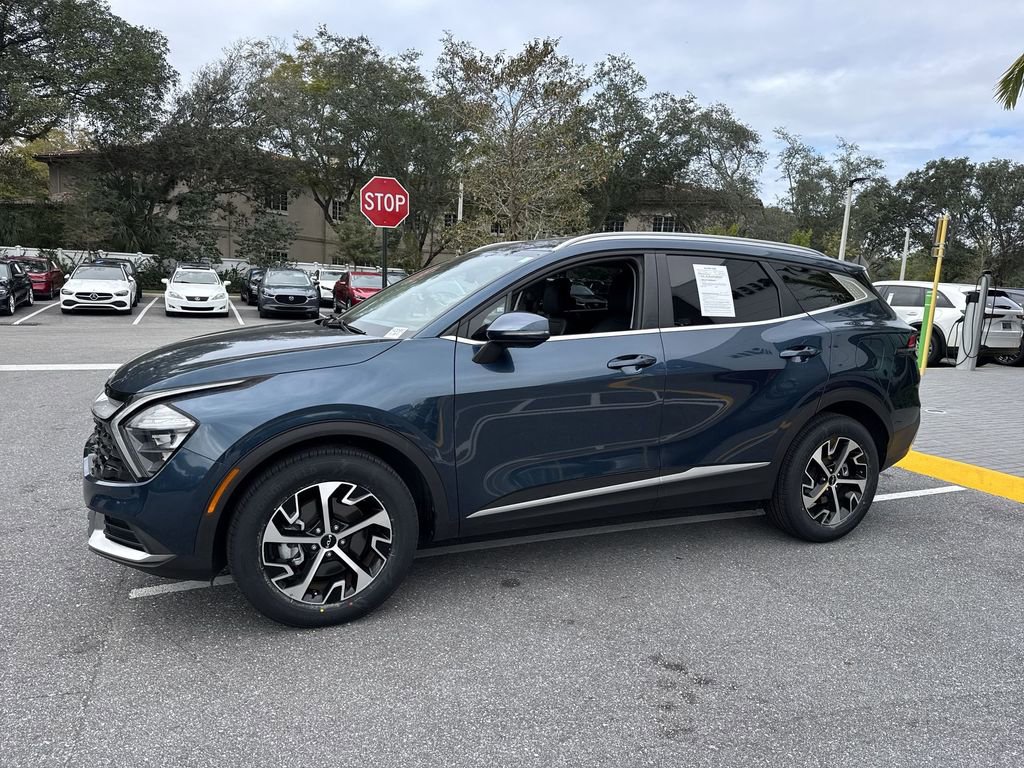 Used 2023 Kia Sportage EX image 11