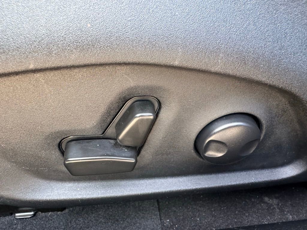 Used 2022 Jeep Compass Limited w/ Sun and Sound Group image 22