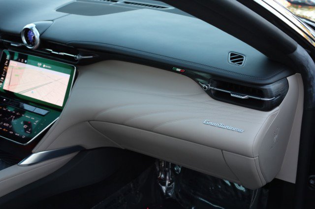 Used 2024 Maserati GranTurismo Modena image 45