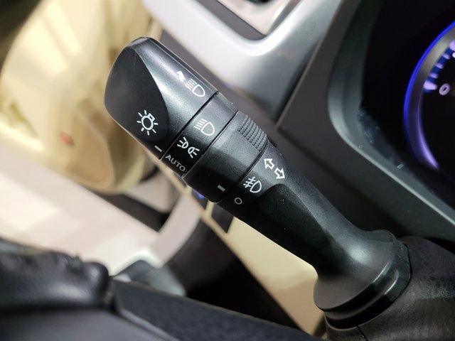 Used 2015 Toyota Highlander Limited image 46