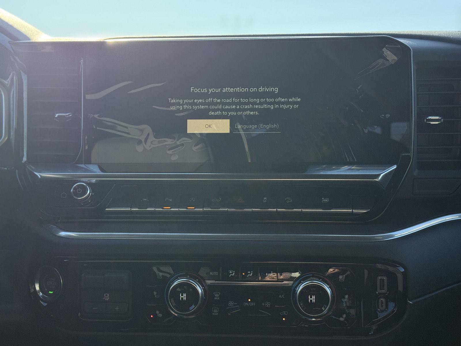 New 2026 GMC Sierra 1500 SLT image 19