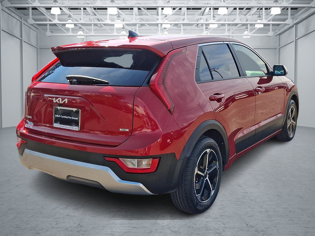 Used 2023 Kia Niro LX FWD image 11