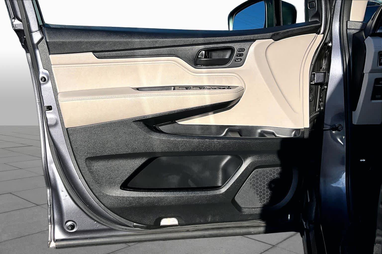 Used 2025 Honda Odyssey EX-L image 22