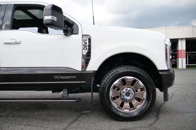 Used 2024 Ford F350 King Ranch AWD/4WD image 52