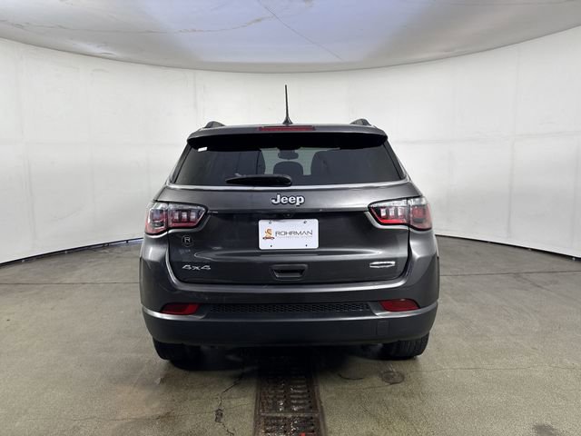 Used 2023 Jeep Compass Latitude w/ Sun and Sound Group AWD/4WD image 33