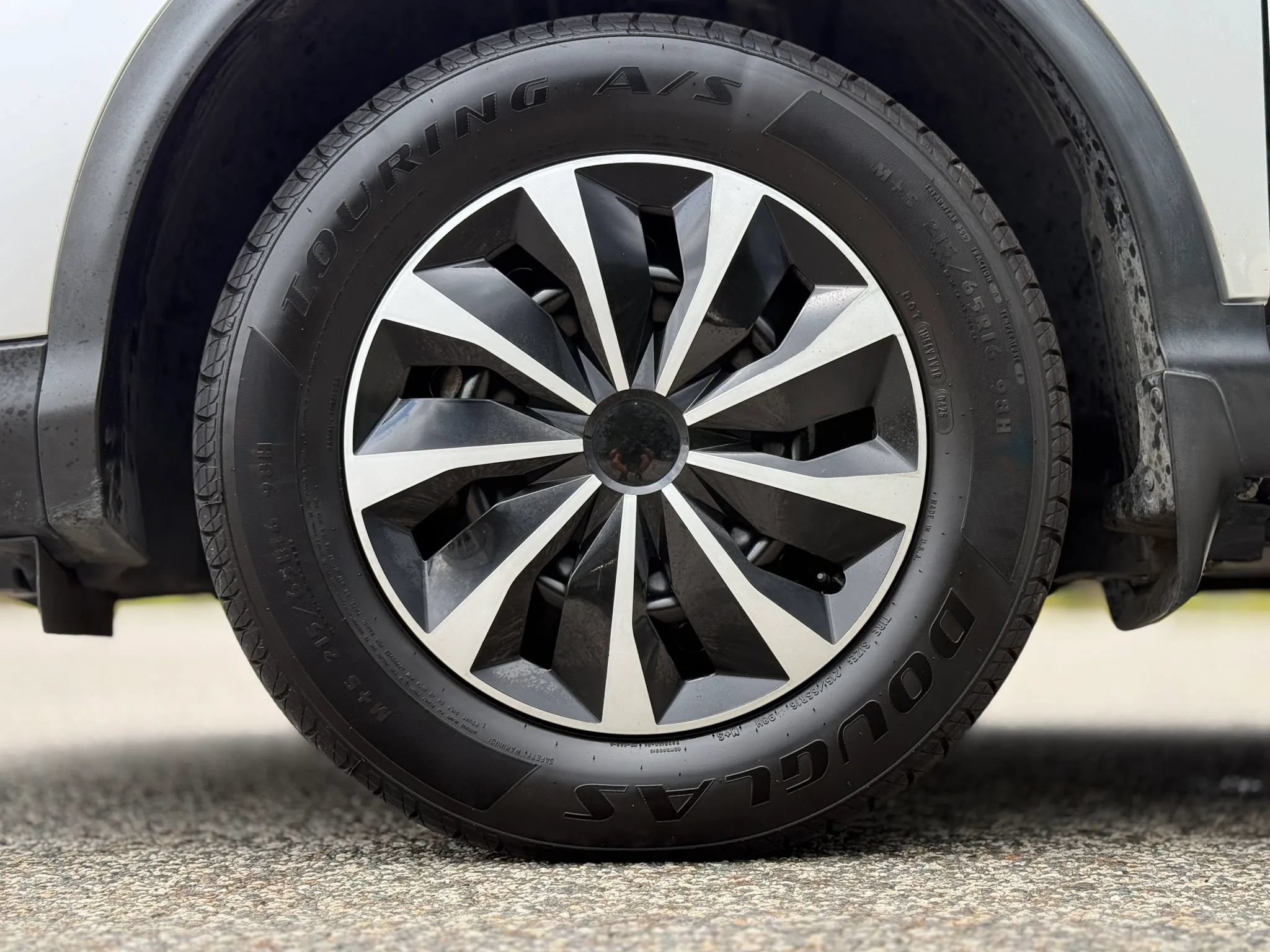 Used 2020 Nissan Rogue Sport S FWD image 29