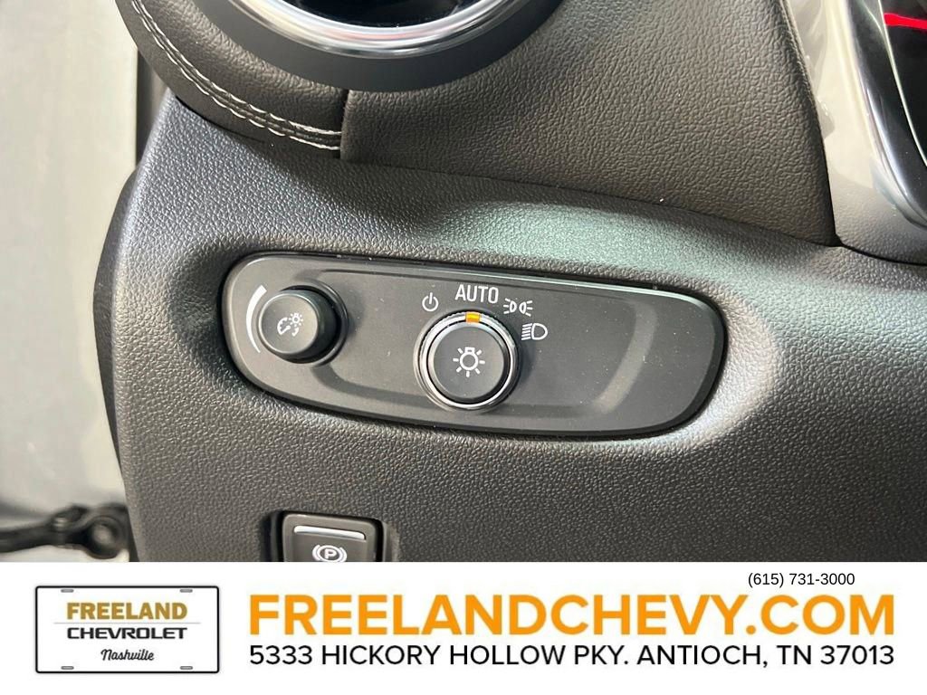 New 2025 Chevrolet Blazer LT image 19