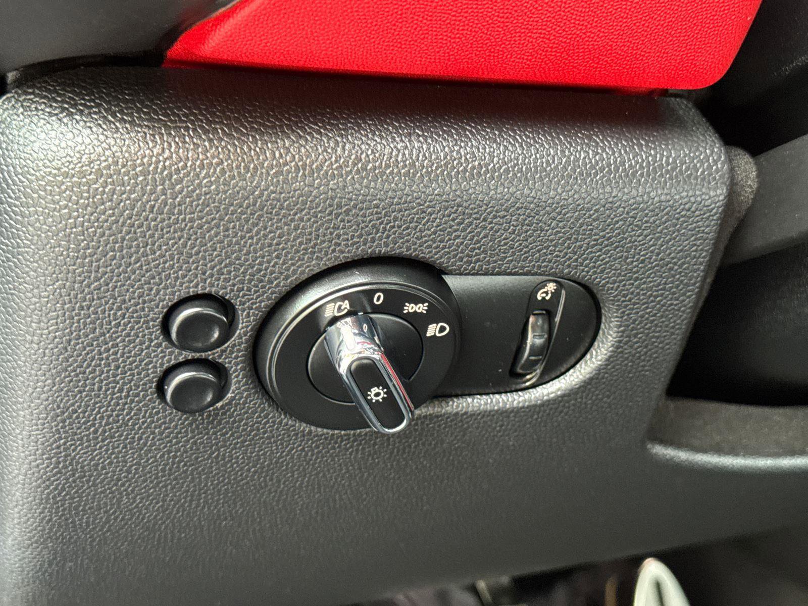 Used 2019 MINI Cooper John Cooper Works image 26