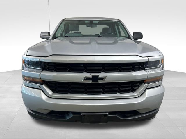 Used 2016 Chevrolet Silverado 1500 Custom w/ Custom Convenience Package AWD/4WD image 9