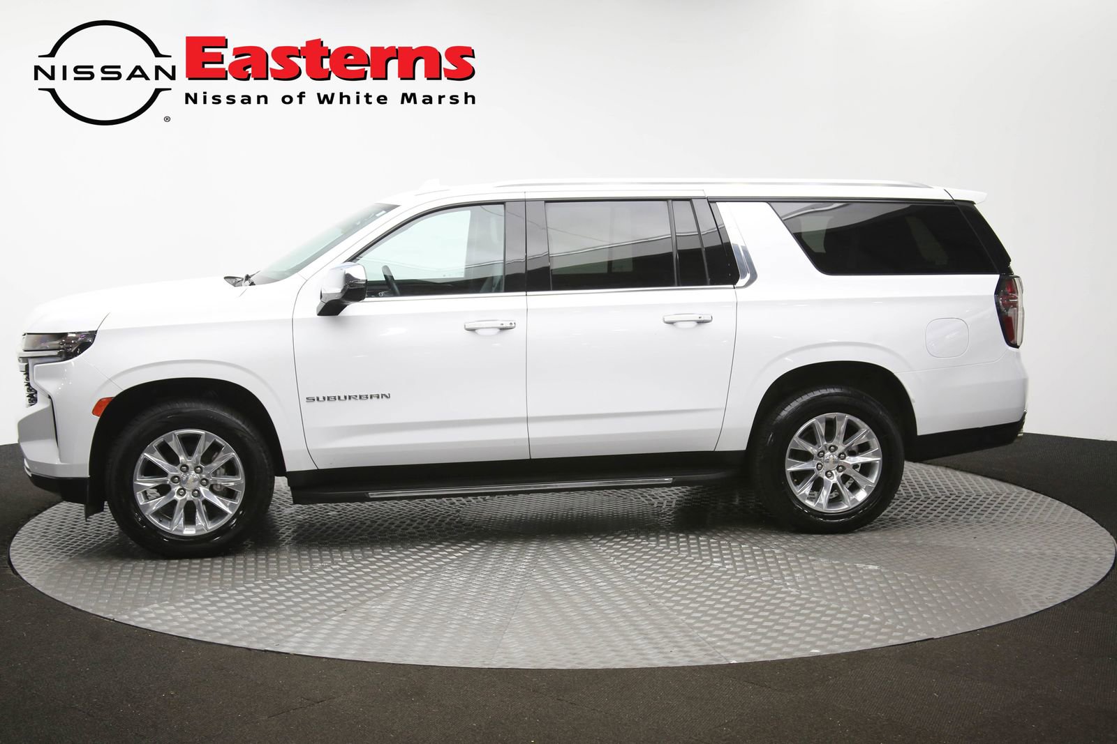 Used 2023 Chevrolet Suburban Premier RWD image 62