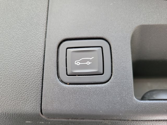 Used 2019 Cadillac XT5 FWD image 28