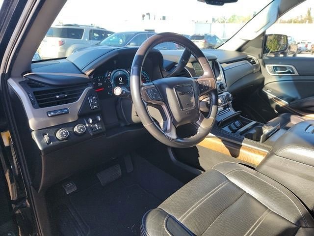 Used 2019 GMC Yukon XL Denali image 9