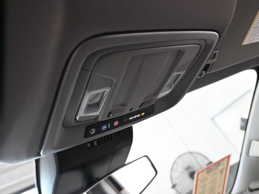 Used 2023 Chevrolet Silverado 1500 RST image 28