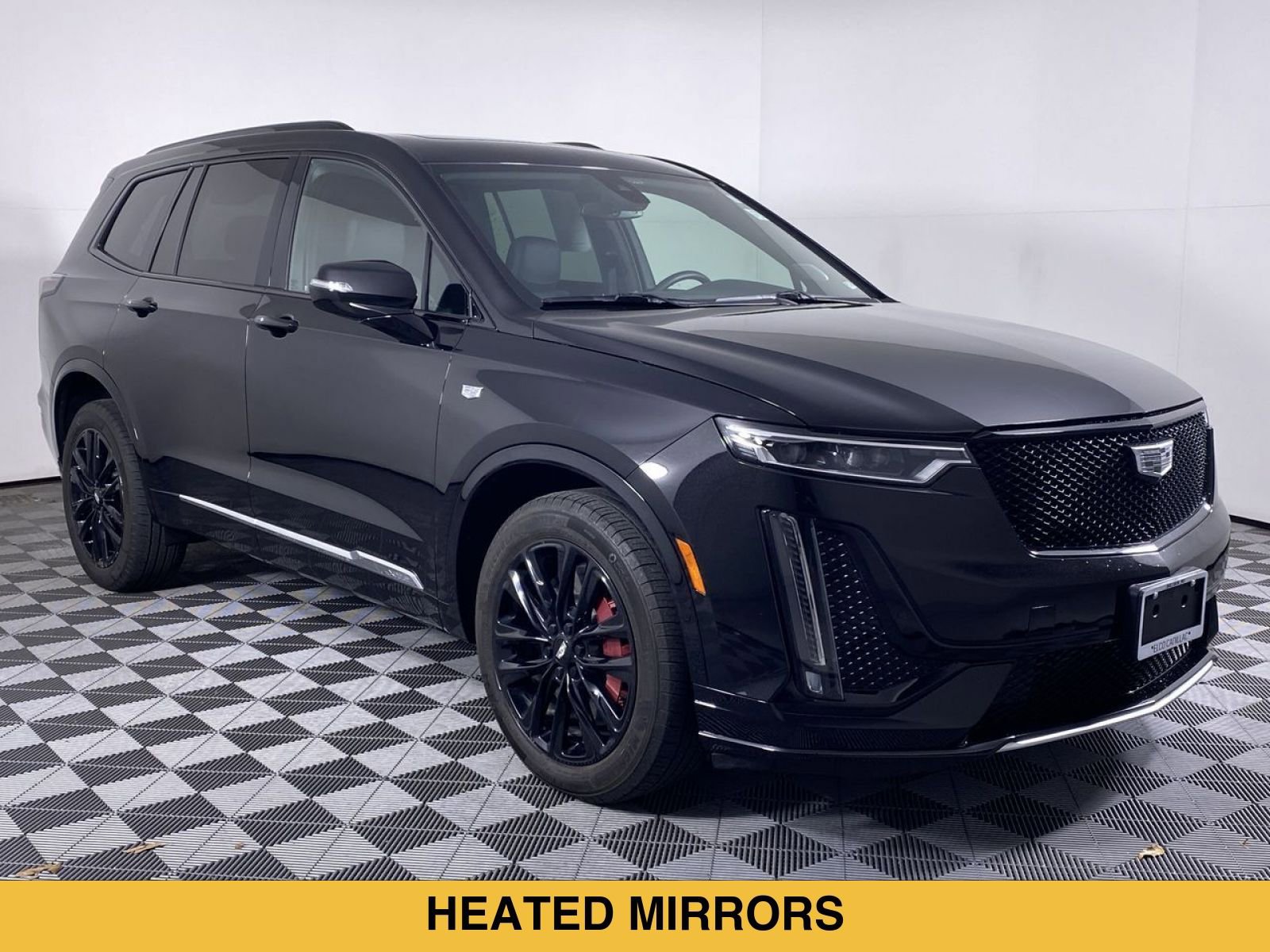 Certified 2024 Cadillac XT6 Sport w/ LPO, ONYX Package AWD/4WD image 22