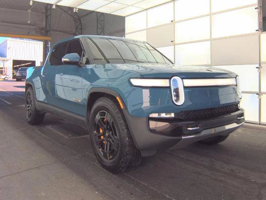 Used 2022 Rivian R1T Adventure image 4