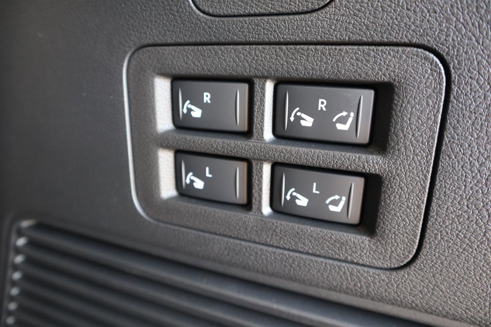 New 2026 Nissan Armada Platinum image 47