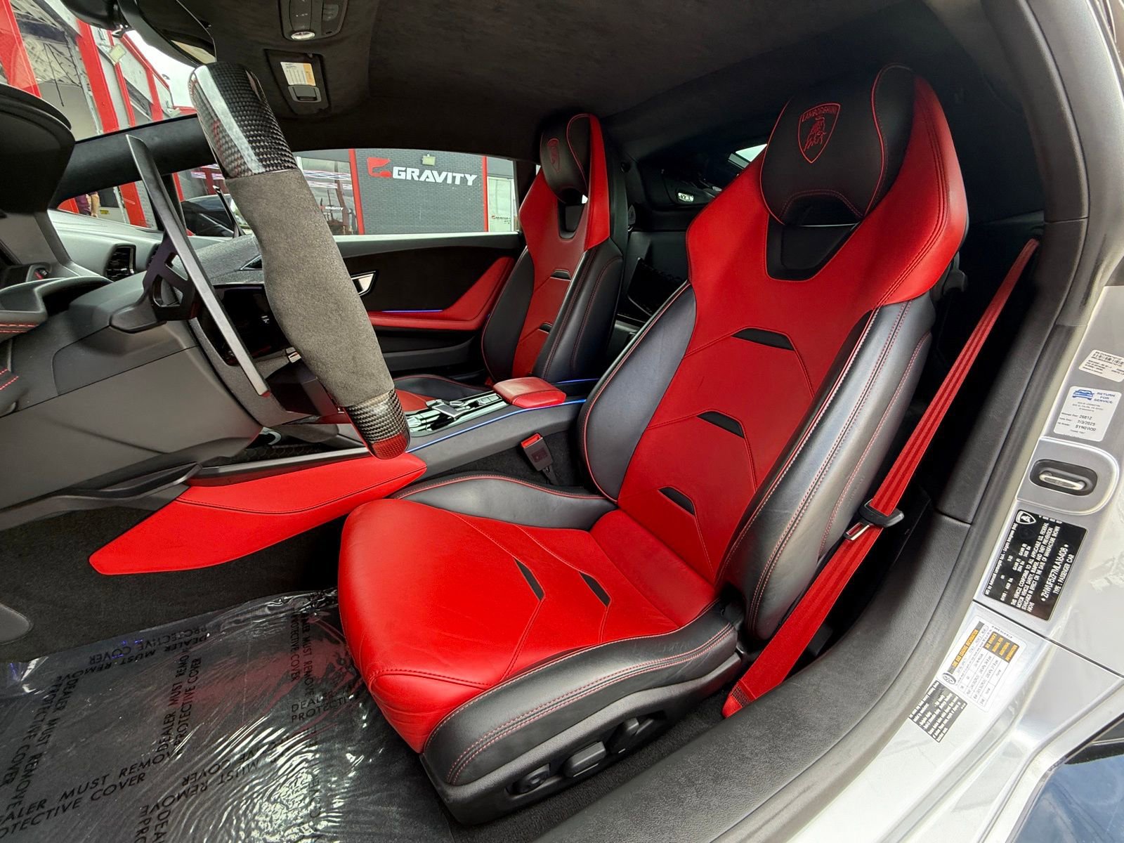 Used 2021 Lamborghini Huracan EVO image 21