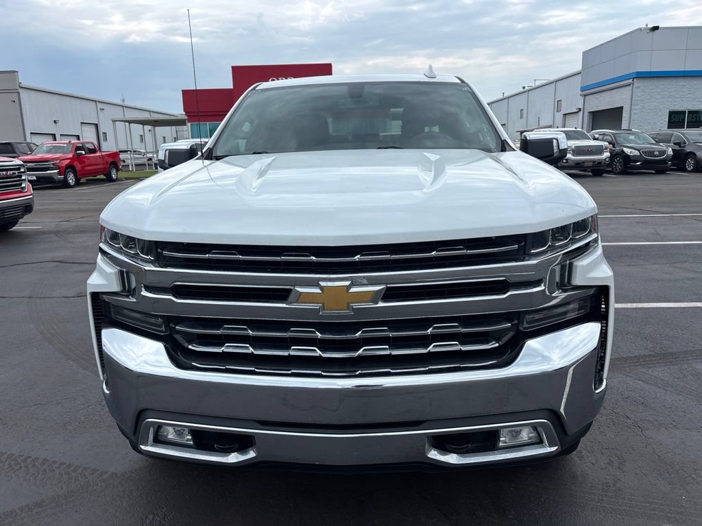 Used 2019 Chevrolet Silverado 1500 LTZ w/ Z71 Off-Road Package AWD/4WD image 2