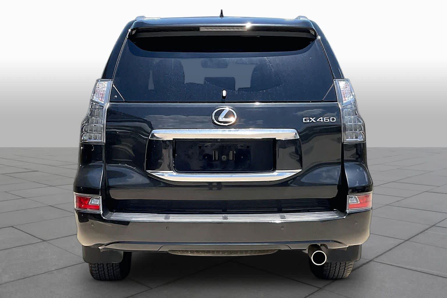 Used 2023 Lexus GX 460 Premium w/ Premium Package AWD/4WD image 5