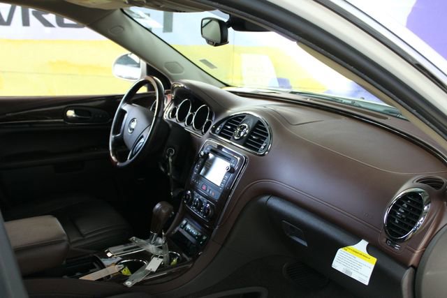 Used 2014 Buick Enclave Leather image 12
